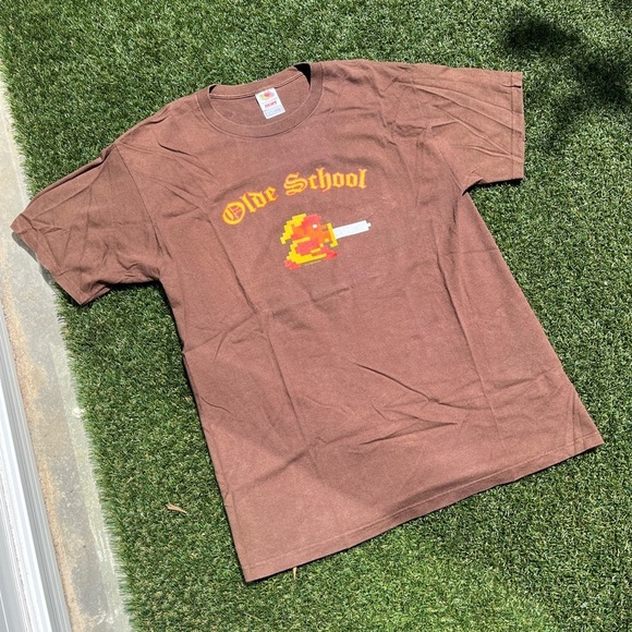 VTG 00’s Nintendo Olde School Brown Tee - Picture 2 of 5